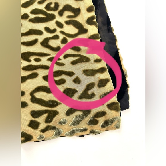 Reversible Velvet Animal Print Design Scarf in Tan Beige Olive Green and Black - Picture 8 of 8